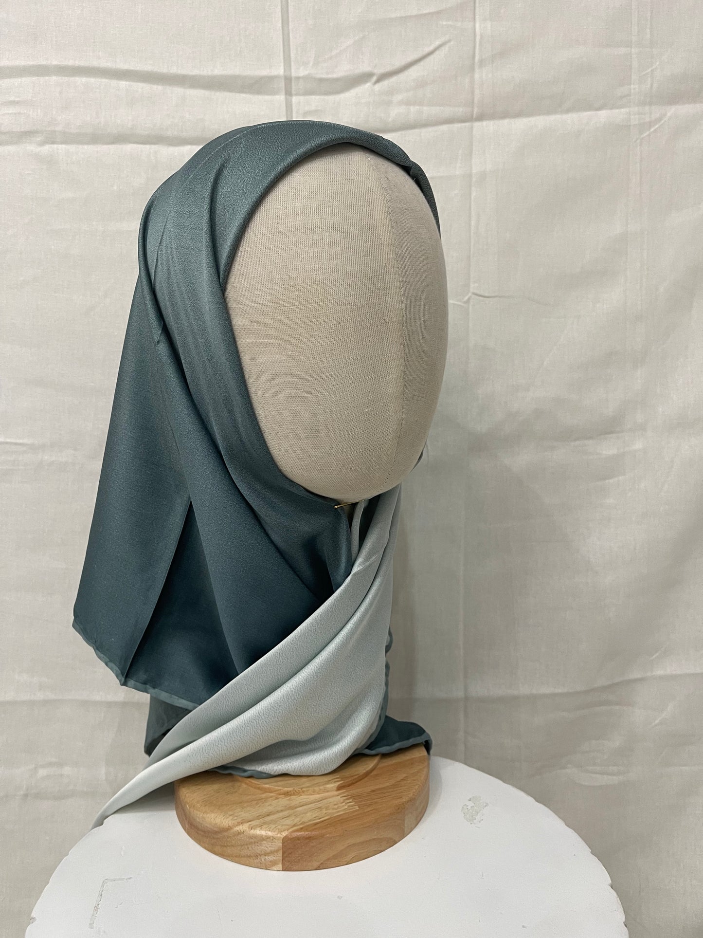 Satin square - ombré