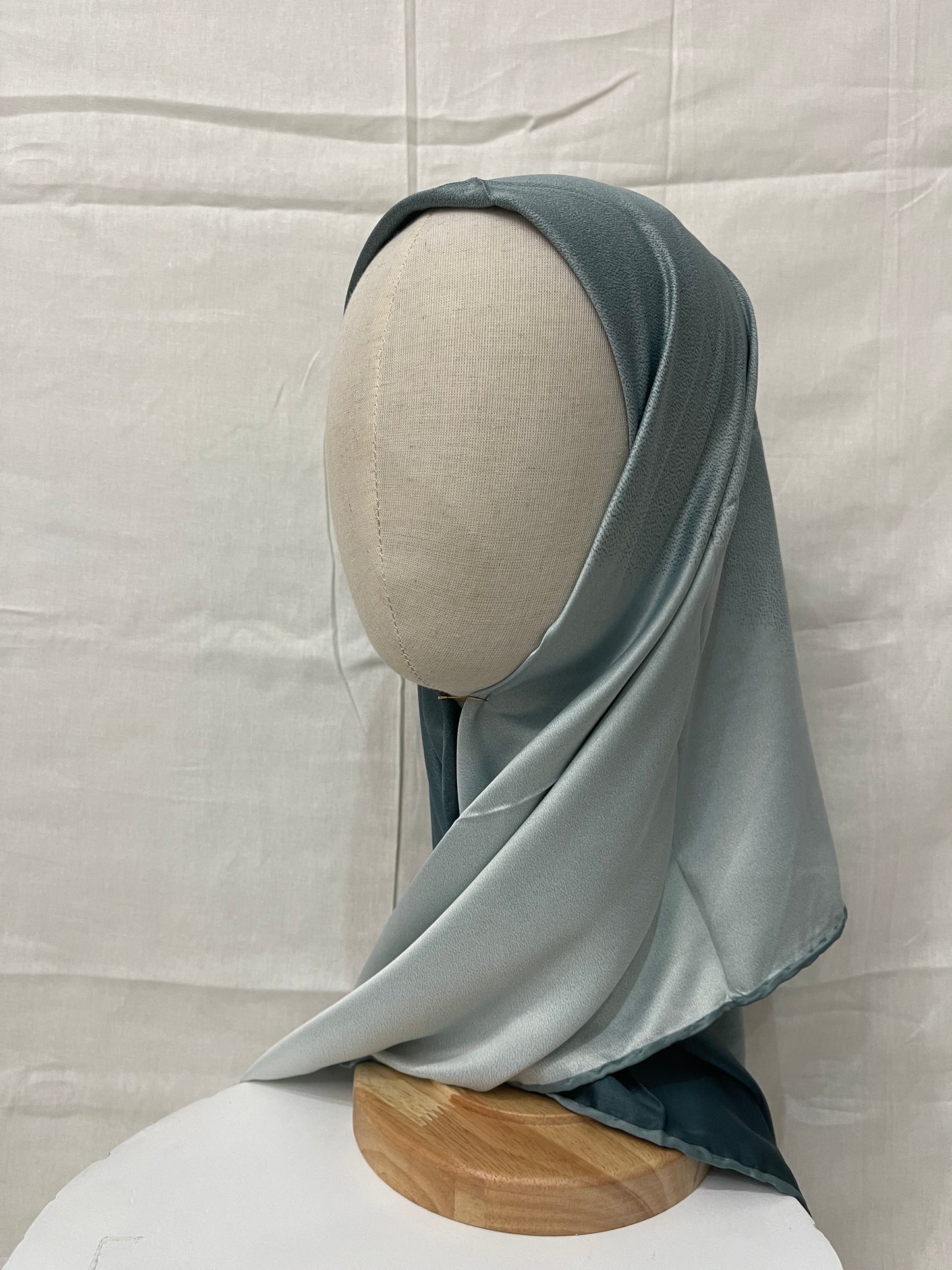 Satin square - ombré