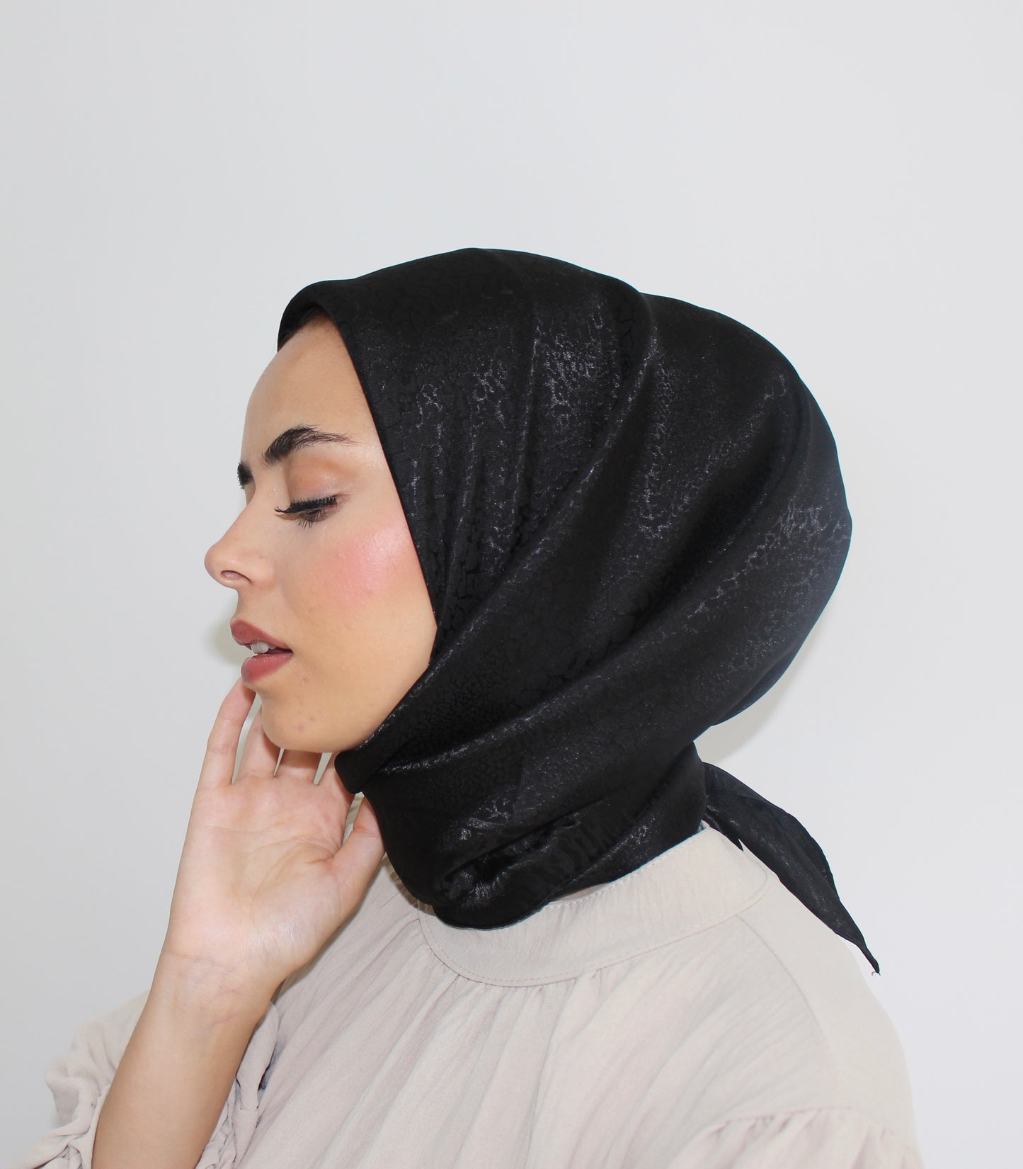 Premium Silk Hijabs | Black